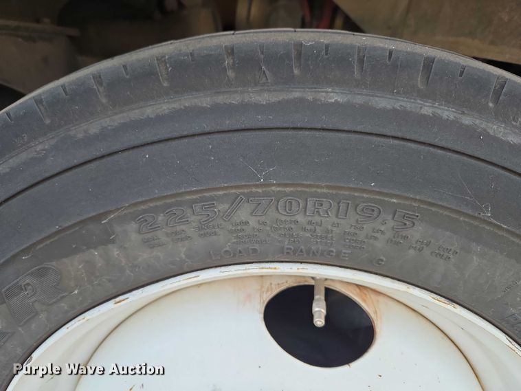 image for item ET5271 2017 Freightliner MT45  delivery truck