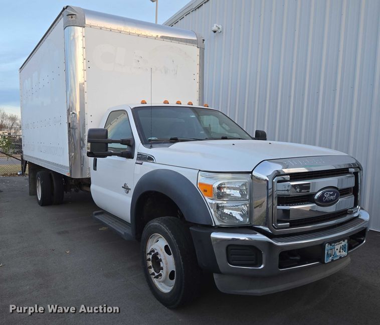 image for item ET5272 2013 Ford F550 Super Duty box truck