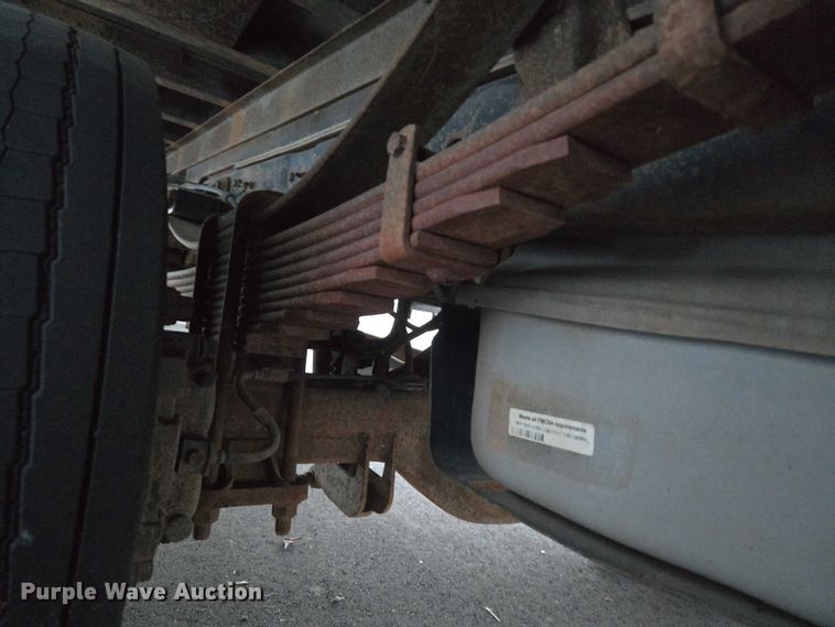 image for item ET5272 2013 Ford F550 Super Duty box truck