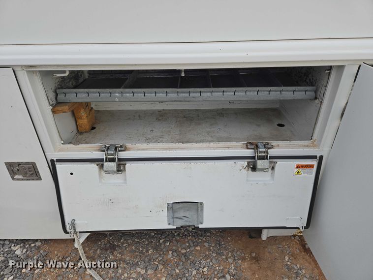 image for item ET5273 Reading AL HSB WR pickup truck utility bed