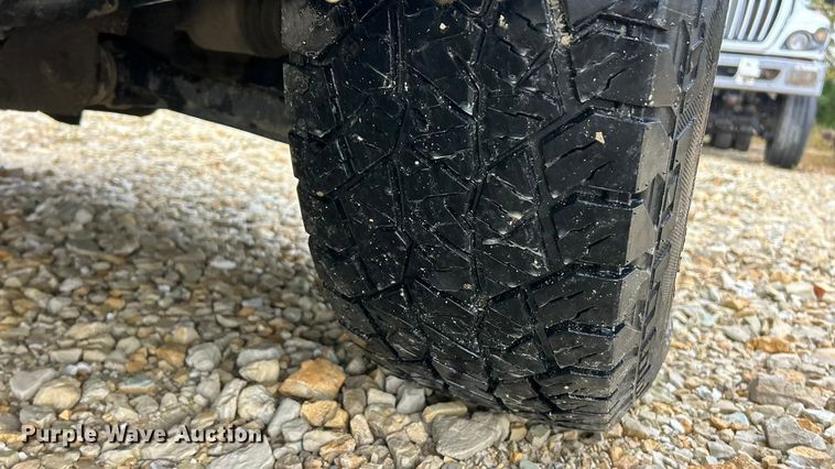 image for item ET6577 2018 Ford F150 XL pickup truck