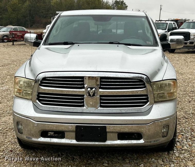 image for item ET6578 2018 RAM 1500 Crew Cab pickup truck