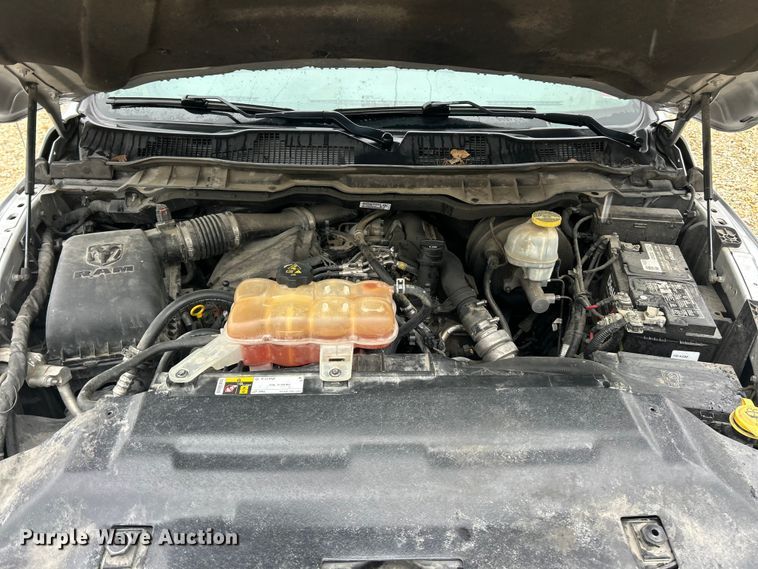 image for item ET6578 2018 RAM 1500 Crew Cab pickup truck