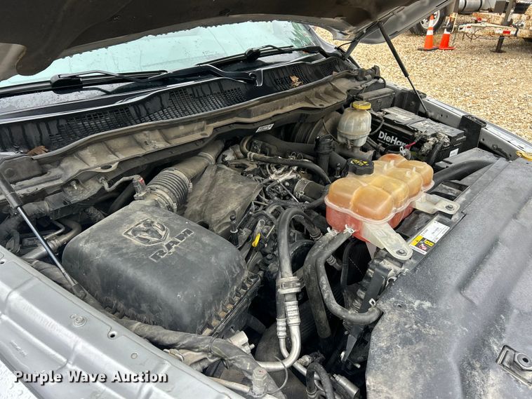 image for item ET6578 2018 RAM 1500 Crew Cab pickup truck