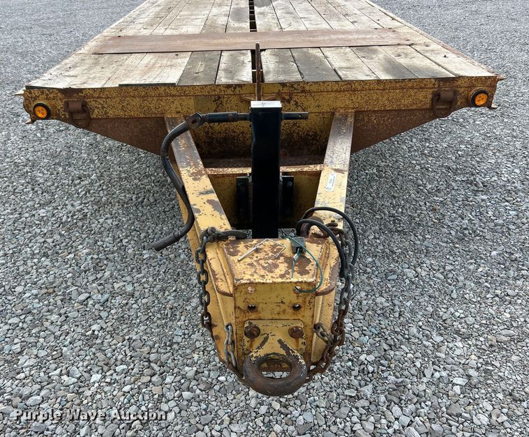 image for item ET6584 2002 Belshe DT-22 equipment trailer