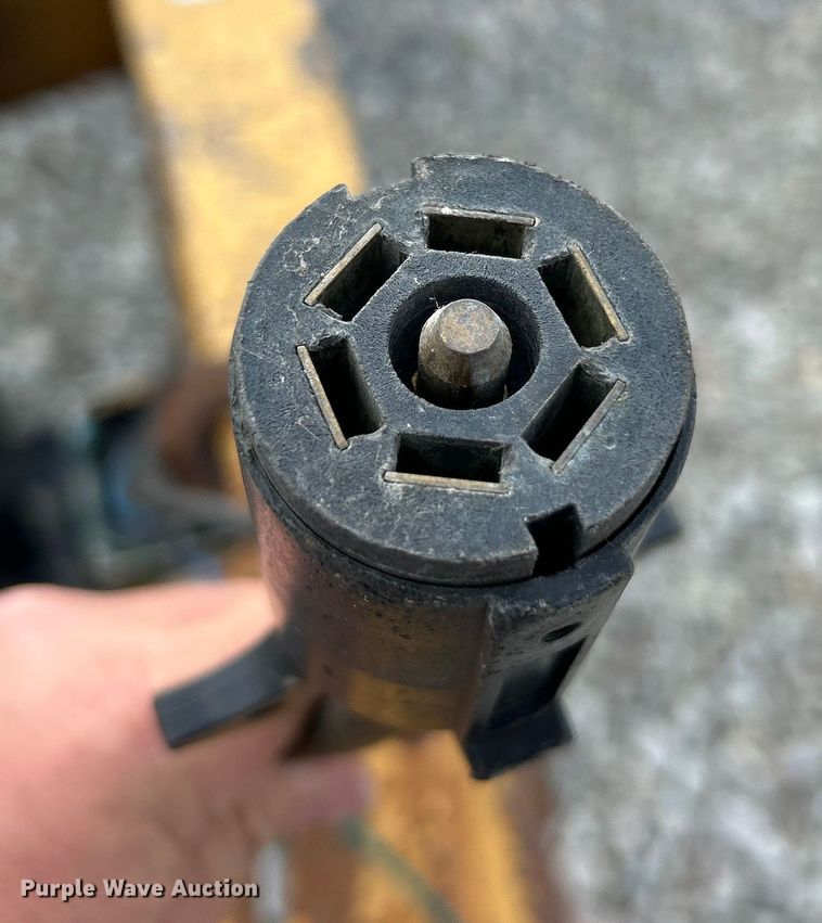 image for item ET6584 2002 Belshe DT-22 equipment trailer