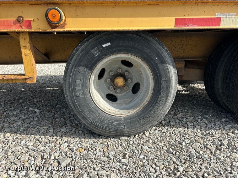 image for item ET6584 2002 Belshe DT-22 equipment trailer