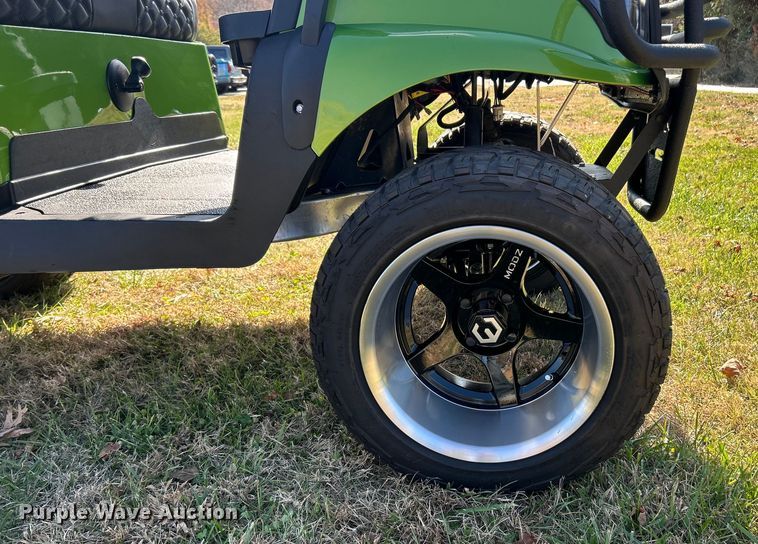 image for item ET6660 2017 Club Car Alpha Series golf cart