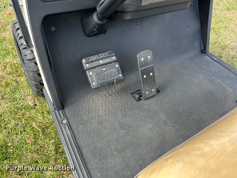 image for item ET6661 2021 EZ-GO TXT golf cart