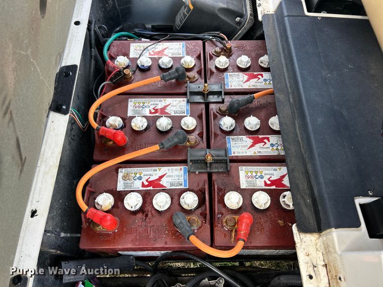 image for item ET6661 2021 EZ-GO TXT golf cart