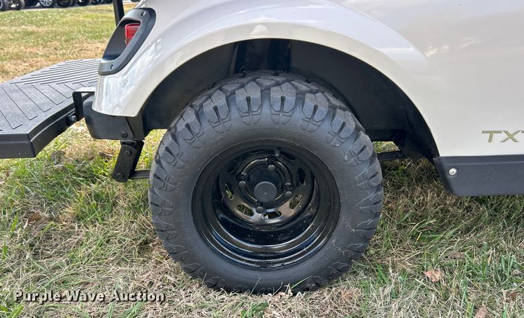 image for item ET6661 2021 EZ-GO TXT golf cart