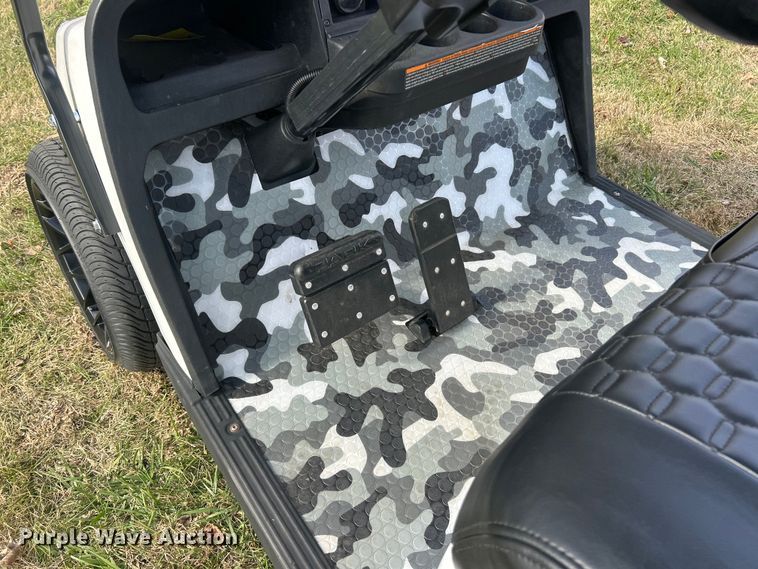 image for item ET6662 2020 EZ-GO TXT golf cart