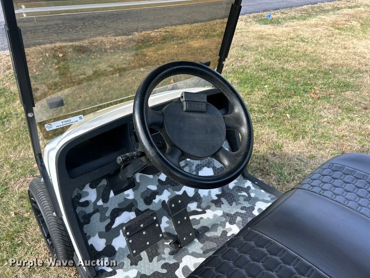image for item ET6662 2020 EZ-GO TXT golf cart