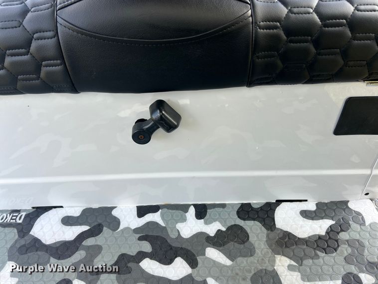 image for item ET6662 2020 EZ-GO TXT golf cart