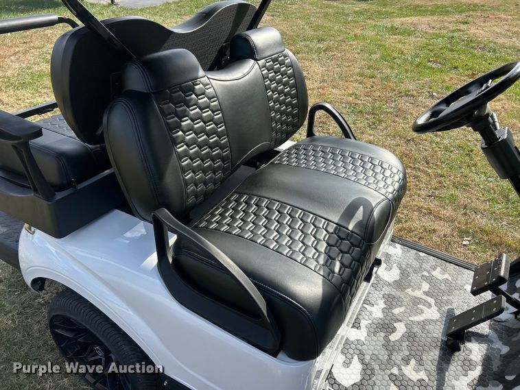 image for item ET6662 2020 EZ-GO TXT golf cart