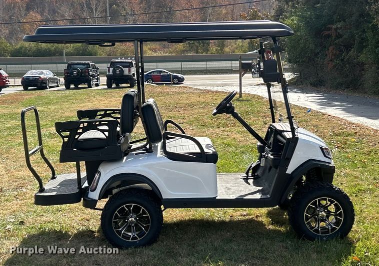 image for item ET6663 2025 Madjax E4 golf cart