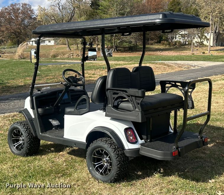 image for item ET6663 2025 Madjax E4 golf cart