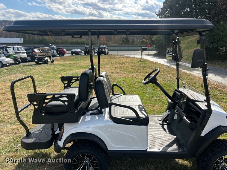 image for item ET6663 2025 Madjax E4 golf cart
