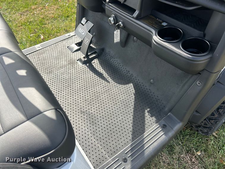 image for item ET6663 2025 Madjax E4 golf cart