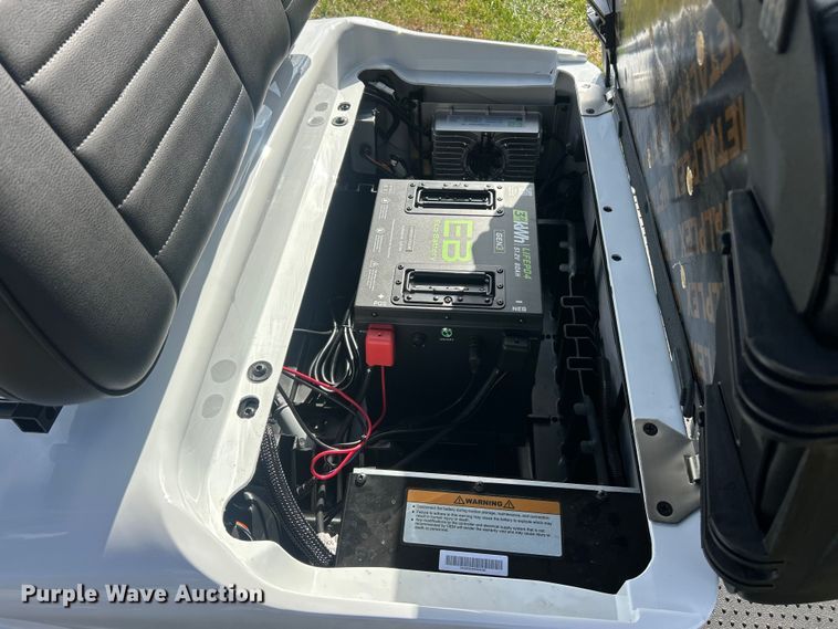 image for item ET6663 2025 Madjax E4 golf cart