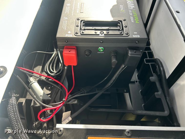 image for item ET6663 2025 Madjax E4 golf cart