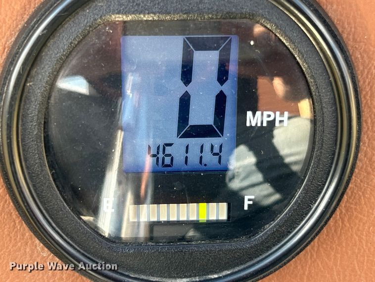 image for item ET6664 2010 EZ-GO golf cart