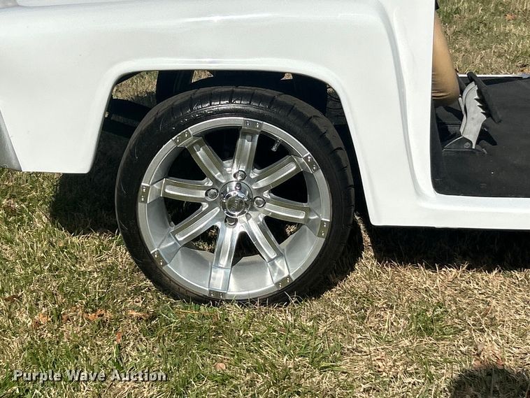 image for item ET6664 2010 EZ-GO golf cart