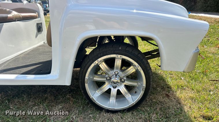 image for item ET6664 2010 EZ-GO golf cart