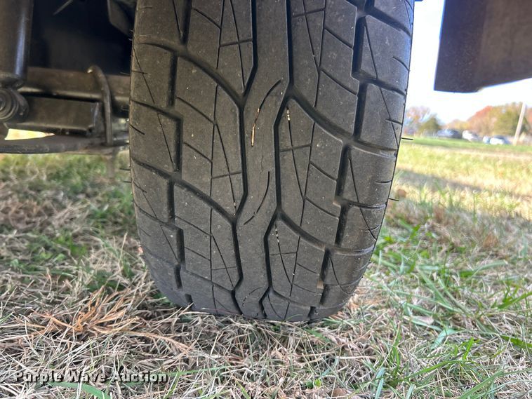 image for item ET6664 2010 EZ-GO golf cart