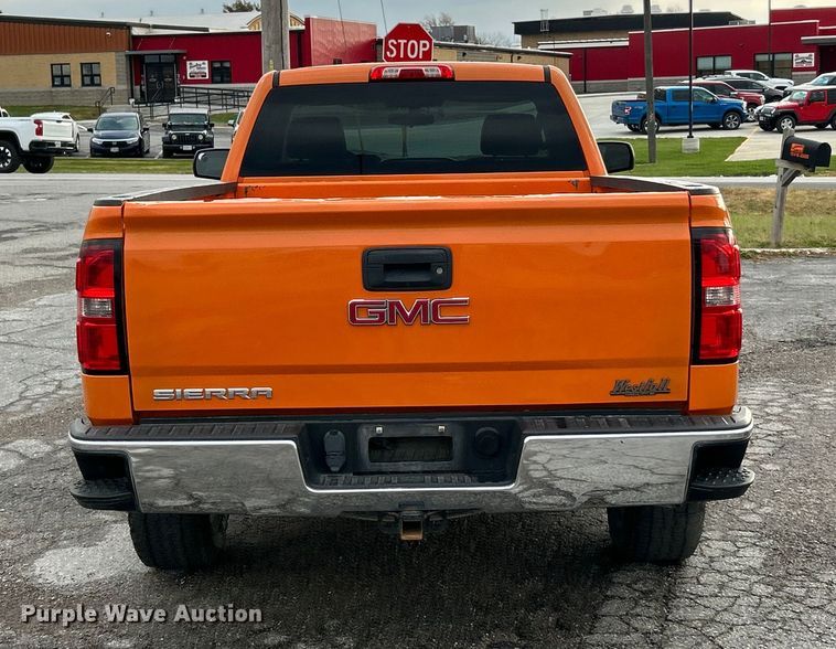 image for item ET6665 2016 GMC Sierra 1500 pickup truck