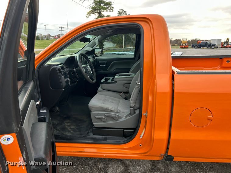 image for item ET6665 2016 GMC Sierra 1500 pickup truck