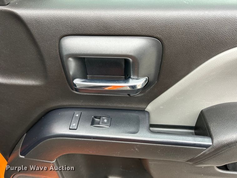 image for item ET6665 2016 GMC Sierra 1500 pickup truck