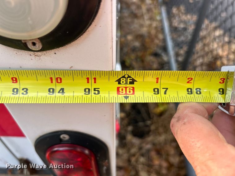 image for item ET6668 2014 Ford E350 Super Duty box truck