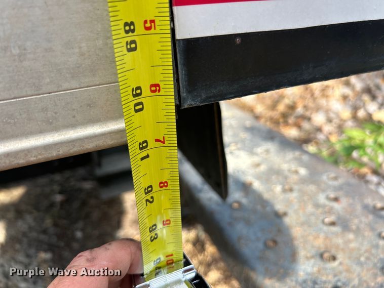 image for item ET6668 2014 Ford E350 Super Duty box truck