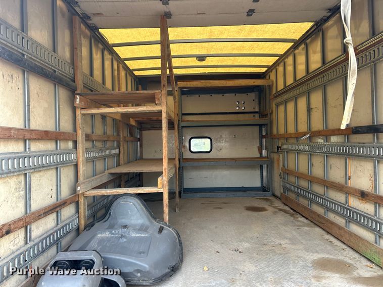 image for item ET6668 2014 Ford E350 Super Duty box truck