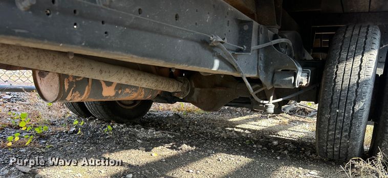 image for item ET6668 2014 Ford E350 Super Duty box truck