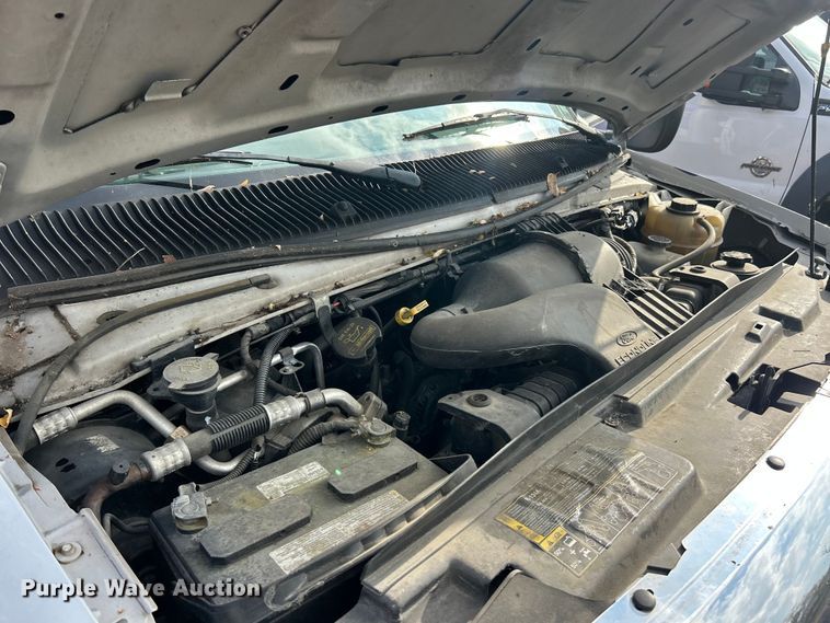 image for item ET6668 2014 Ford E350 Super Duty box truck