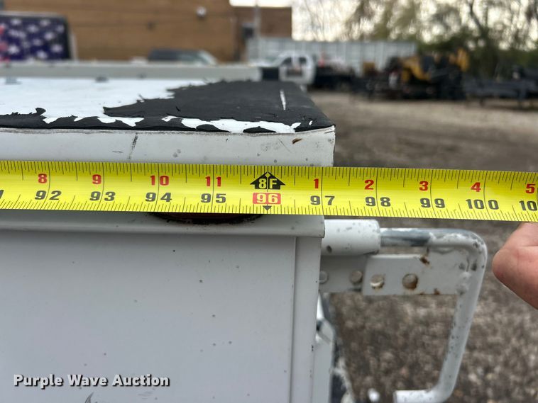 image for item ET6669 2008 Ford F250 Super Duty XL utility bed pickup truck