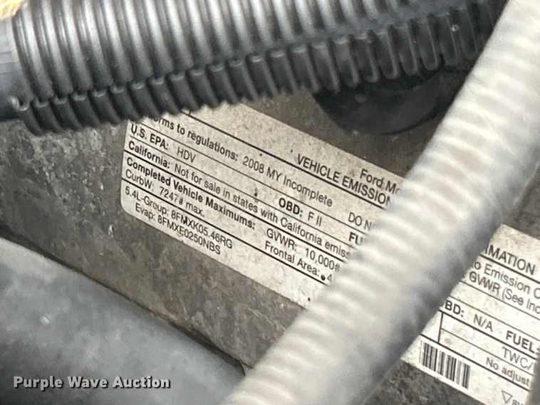 image for item ET6669 2008 Ford F250 Super Duty XL utility bed pickup truck