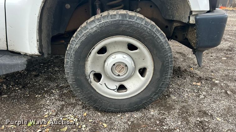 image for item ET6669 2008 Ford F250 Super Duty XL utility bed pickup truck