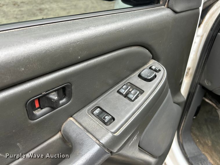 image for item ET6706 2007 GMC Sierra 2500HD pickup truck