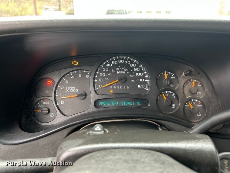 image for item ET6706 2007 GMC Sierra 2500HD pickup truck