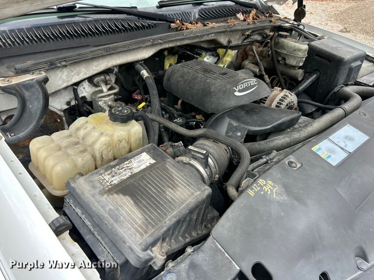 image for item ET6706 2007 GMC Sierra 2500HD pickup truck