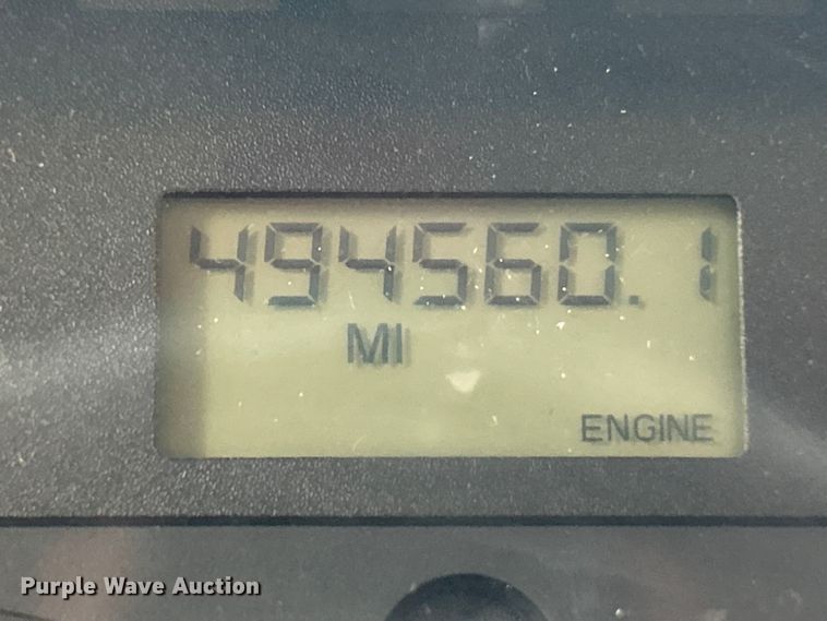 image for item ET6718 2015 Freightliner M2 shuttle bus