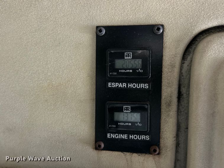 image for item ET6718 2015 Freightliner M2 shuttle bus