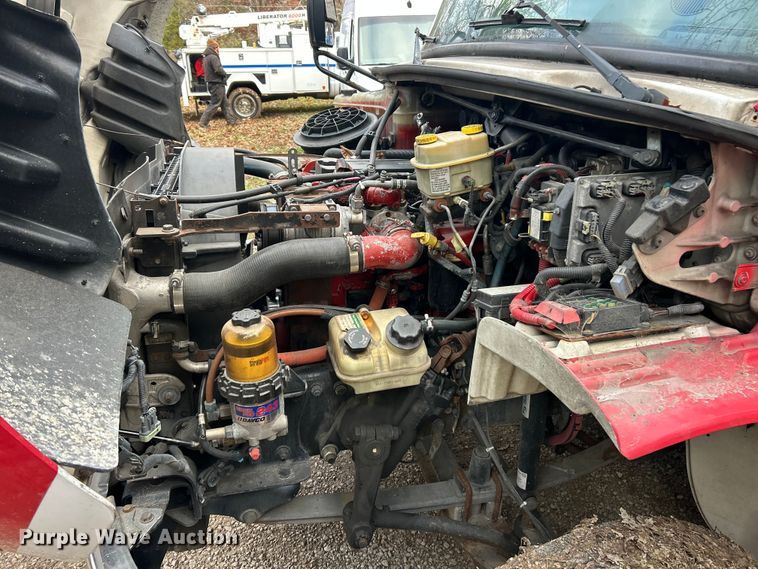 image for item ET6718 2015 Freightliner M2 shuttle bus