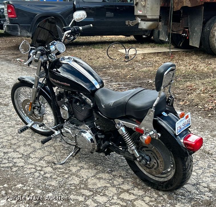 image for item ET6721 2006 Harley Davidson XL 1200 motorcycle