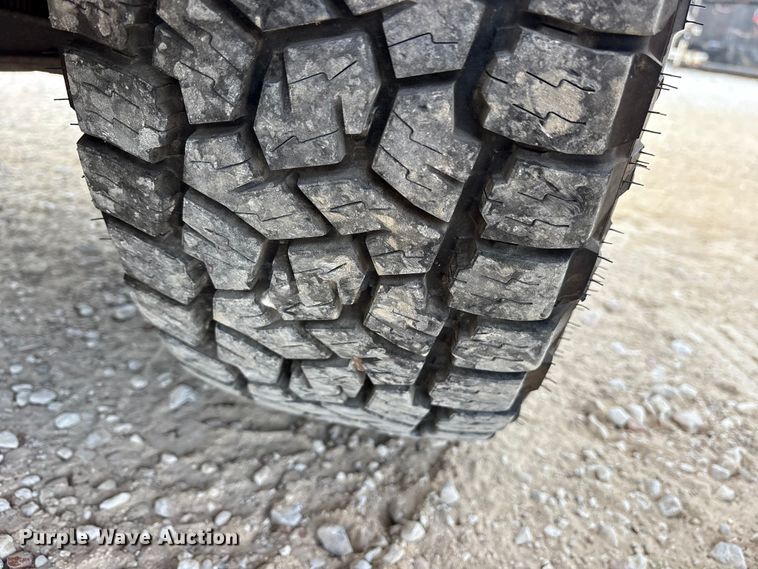 image for item ET7165 2015 Chevrolet Silverado 1500 Double Cab pickup truck