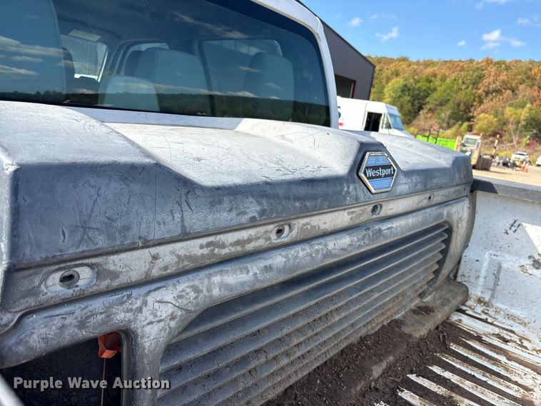 image for item ET7238 2013 Ford F350 Super Duty Crew Cab pickup truck