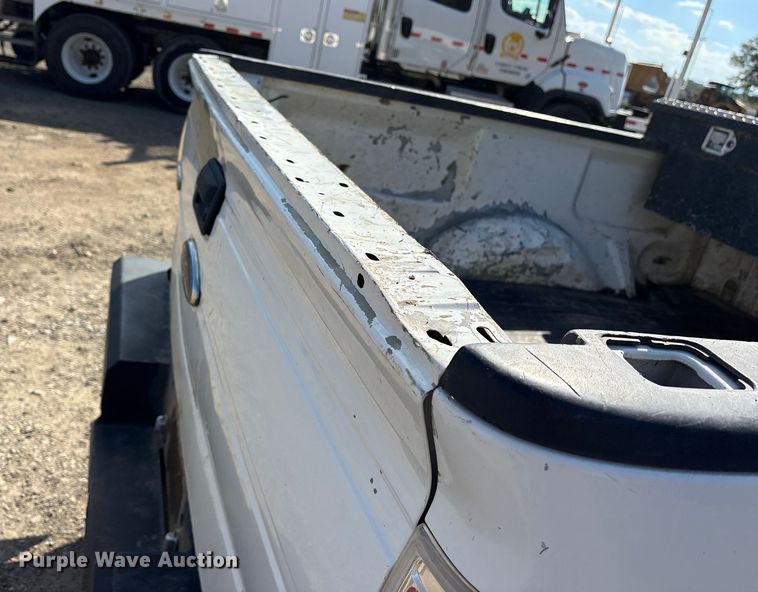 image for item ET7239 2014 Ford F150 SuperCab pickup truck